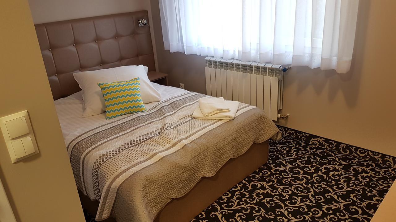Hotel Gutland Wysokie Mazowieckie Buitenkant foto
