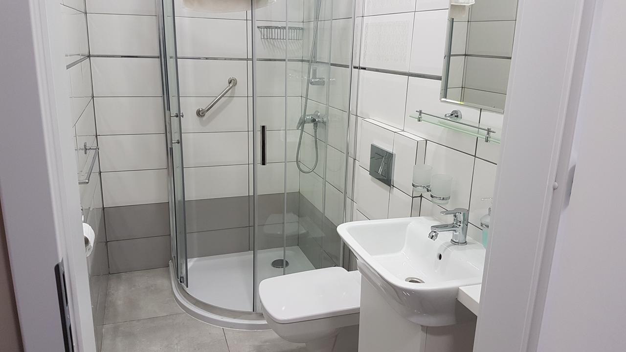 Hotel Gutland Wysokie Mazowieckie Buitenkant foto